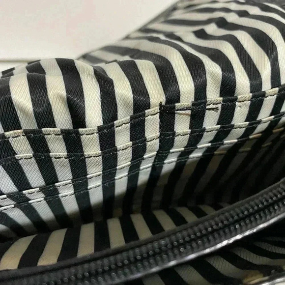 Kate spade Black pebbled leather crossbody handbag - Picture 9 of 14